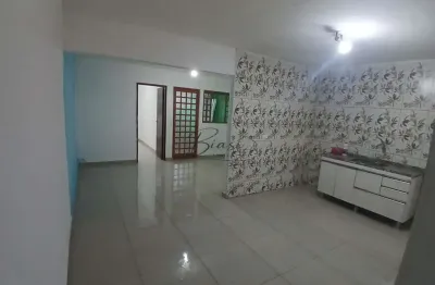 Casa/ 02 Dormitórios/ 149m²/ Parque Interlagos/ São José dos Campos