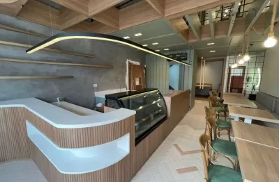 Ponto Comercial NOVO e MOBILIADO ( Porteira Fechada ) / Urbanova / 90 m² / Vagas de garagem / São José dos Campos