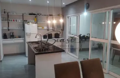 Imperdível oportunidade: Casa à venda em Caçapava-SP, bairro Caçapava Velha, com amplo espaço e ótima localização!