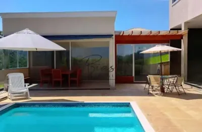 Casa - Condominio Residencial Santa Barbara - 03 Dormitórios - 377m² A-C - 1000m² A-T - Jambeiro - SP