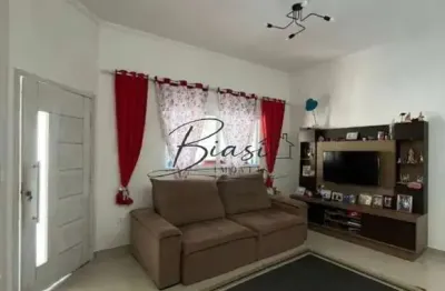 Casa - Bairro Vista Verde  - 02 Suítes. - 150m². - São José dos Campos