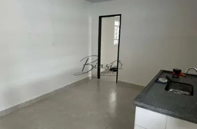 Casa com edícula - Jardim Satélite  - 04 Dormitórios - 250m². - São José dos Campos