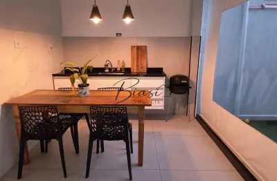 Casa -Residencial Trinta e um de Março  - 03 Dormitórios sendo 01 Suíte- 150m² - São José dos Campos
