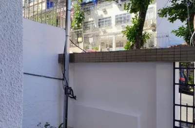 Casa com 2 quartos para alugar no Méier, Rio de Janeiro 