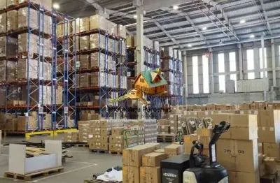 Galpão em cajamar 76.000m2 - 22.800ac - 18.000 fabril - 23 docas - pé d 12m