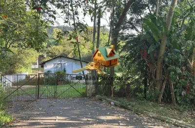Chácara com 8.664,72 m2  terreno plano 1 casa + 1 salão de festas - jaraguá