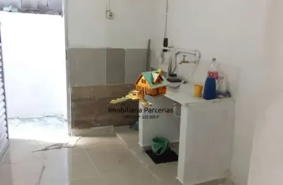 Casa tipo kitnet no mangalot 1dormitorio , sala , cozinha , lavanderia  !