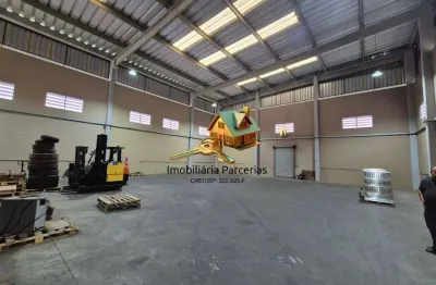 Galpão para locação 700m2 em santana de parnaíba  r$ 22.680,00 + iptu !