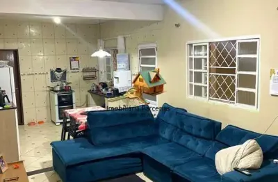 Sobrado com 4 dormitórios 3 banheiros 290m2 a/c  e 175m2 de at no polvilho