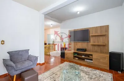 Casa em almirante tamandaré com 2 pisos, 218,00m², divisa com santa felicidade