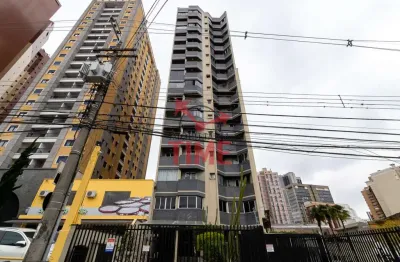 Apartamento de 1 quarto, sacada, elevador e portaria 24h  à venda no centro de curitiba