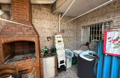 Casa com  churrasqueira e 3 dormitórios à venda - parque bitaru - são vicente/sp