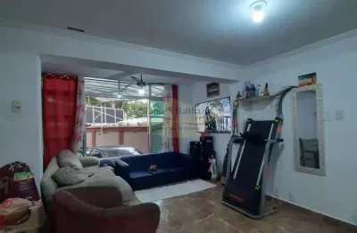 Casa com 3 quartos à venda no Marapé, Santos 