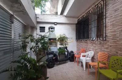 Casa sobreposta baixa - bairro ponta da praia - santos/sp
