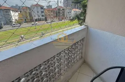 Apartamento frente com sacada - gonzaga - santos/sp.