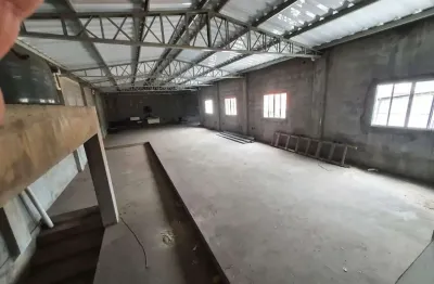 Galpão Comercial à Venda | 580 m² (Terreno 300 m²) em Jardim Jussara, SP — R$ 1.600.000