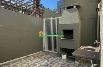 Apartamento mobiliado com 03 dormitórios, 200 metros do mar da praia de bombas.