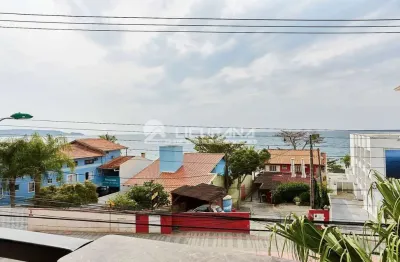 Apartamento com 03 dormitórios, com vista mar, localizado na avenida principal da praia do centro de bombinhas/sc
