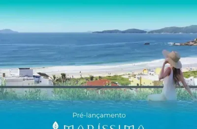 Casas de alto padrão com vista mar na praia de quatro ilhas em bombinhas
