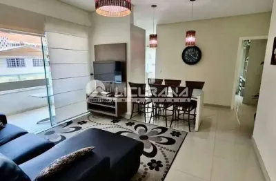 Apartamento mobiliado com 02 dormitórios, sendo 01 suite, próximo a 100 metros do mar da praia do centro de Bombinhas/SC