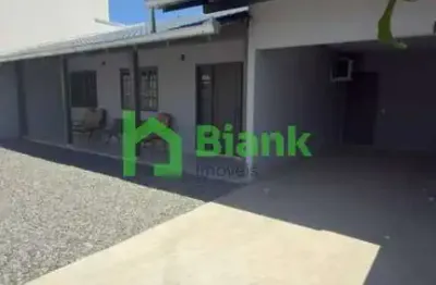 Casa com 3 quartos para alugar na Rua Alberto Werner, 241, Gravata, Navegantes