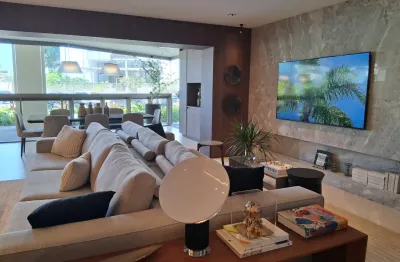 More em um apartamento amplo e com o melhor preço da região da barra da tijuca