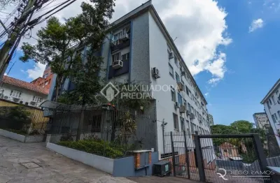 Apartamento com 2 quartos à venda na rua portugal, 1297, são joão, porto alegre, 64 m2 por r$ 300.000