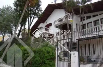 Casa em condomínio fechado com 4 quartos à venda na rua araruama, 588, vila jardim, porto alegre, 903 m2 por r$ 4.000.000
