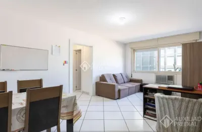 Apartamento com 2 quartos à venda na rua baronesa do gravataí, 179, cidade baixa, porto alegre, 63 m2 por r$ 295.000
