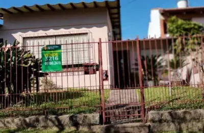 Casa com 3 quartos à venda na rua licínio cardoso, 51, chácara das pedras, porto alegre, 362 m2 por r$ 790.000