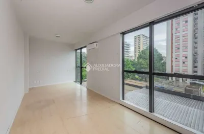 Sala comercial à venda na rua vinte e quatro de outubro, 1100, moinhos de vento, porto alegre, 21 m2 por r$ 175.000