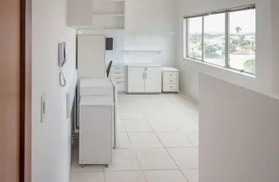 Sala comercial à venda na avenida assis brasil, 418, santa maria goretti, porto alegre, 21 m2 por r$ 110.000