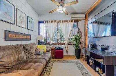 Apartamento com 2 quartos à venda na rua doutor barcelos, 647, tristeza, porto alegre, 51 m2 por r$ 365.000