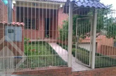 Casa em condomínio fechado com 4 quartos à venda na rua doutor dias da cruz, 170, medianeira, porto alegre, 300 m2 por r$ 800.000