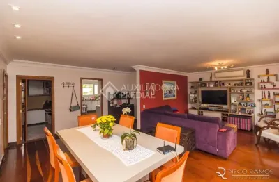 Apartamento com 3 quartos à venda na rua professor cristiano fischer, 99, petrópolis, porto alegre, 138 m2 por r$ 700.000
