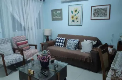 Casa em condomínio fechado com 3 quartos à venda na rua adão gregory, 70, mário quintana, porto alegre, 132 m2 por r$ 450.000