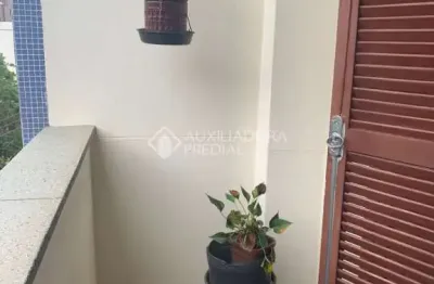 Apartamento com 2 quartos à venda na rua portugal, 1080, são joão, porto alegre, 78 m2 por r$ 322.000