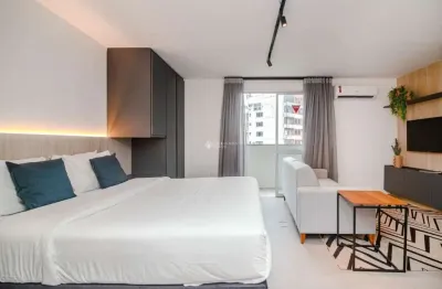 Apartamento com 1 quarto à venda na rua duque de caxias, 1705, centro histórico, porto alegre, 38 m2 por r$ 352.000