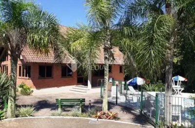 Casa em condomínio fechado com 3 quartos à venda na rua adão gregory, 70, mário quintana, porto alegre, 178 m2 por r$ 468.000