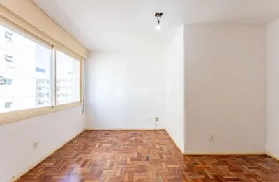 Apartamento com 1 quarto à venda na Avenida Independência, 482, Independência, Porto Alegre, 27 m2 por R$ 250.000