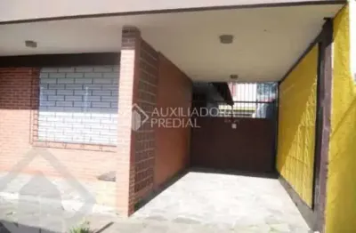 Casa em condomínio fechado com 4 quartos à venda na avenida tramandaí, 1019, ipanema, porto alegre, 280 m2 por r$ 698.000