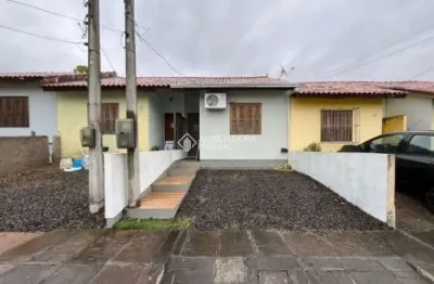 Casa em condomínio fechado com 1 quarto à venda na rua jacundá, 686, guarujá, porto alegre, 32 m2 por r$ 175.000