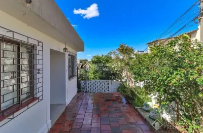 Casa com 3 quartos à venda na rua diamantina de bittencourt oliveira, 10, nonoai, porto alegre, 146 m2 por r$ 351.500
