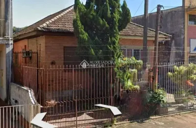 Casa com 2 quartos à venda na rua ângelo dourado, 344, anchieta, porto alegre, 70 m2 por r$ 200.000