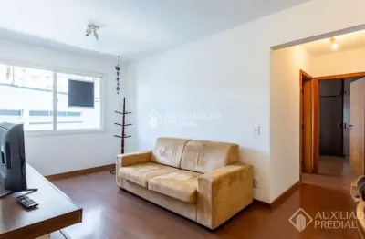 Apartamento com 2 quartos à venda na Avenida Loureiro da Silva, 1500, Centro Histórico, Porto Alegre, 53 m2 por R$ 400.000