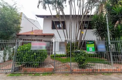 Casa com 3 quartos à venda na rua maestro mendanha, 25, santana, porto alegre, 224 m2 por r$ 1.350.000