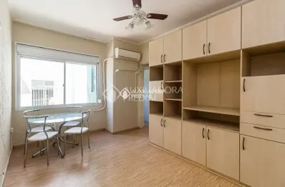 Apartamento com 2 quartos à venda na rua doutor vicente de paula dutra, 250, praia de belas, porto alegre, 56 m2 por r$ 320.000