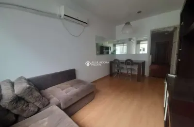 Apartamento com 2 quartos à venda na rua amélia teles, 569, petrópolis, porto alegre, 56 m2 por r$ 330.000