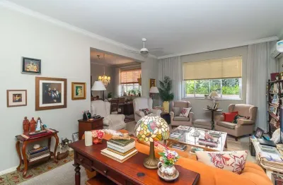 Apartamento com 2 quartos à venda na rua miguel tostes, 138, rio branco, porto alegre, 112 m2 por r$ 560.000