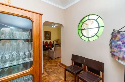Apartamento com 3 quartos à venda na rua gonçalves dias, 227, menino deus, porto alegre, 133 m2 por r$ 620.000